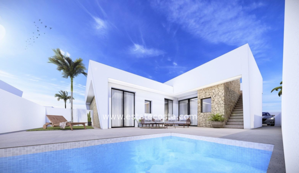 Bliźniak 80m2  5km od plaży