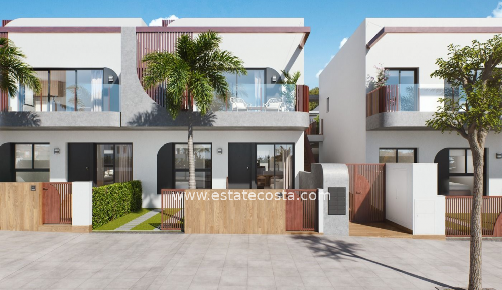 Bungalow-dolny 70m2  5km od plaży