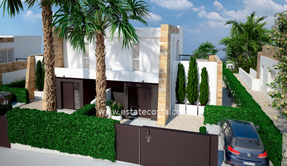House-/-Villa 108m2  5km from the beach
