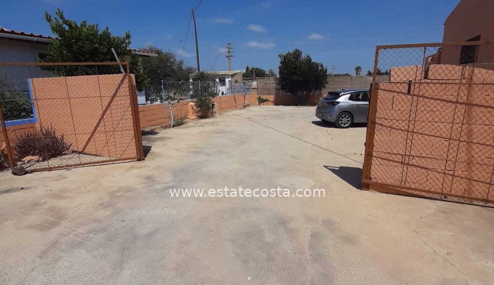 Posiadłość wiejska / Finka