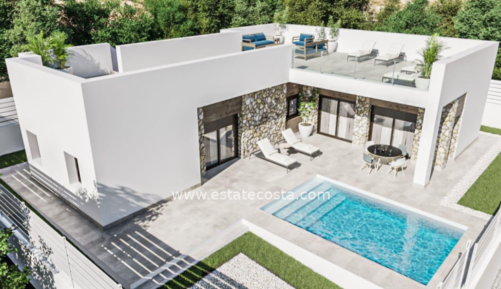 Dom-/-Willa 134m2  5km od plaży