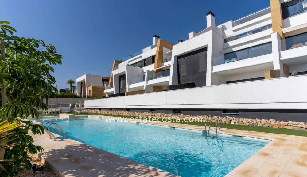 Penthouse 93m2  5km from the beach