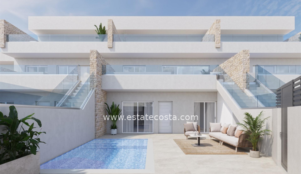 Bungalow-dolny 91m2  3km od plaży