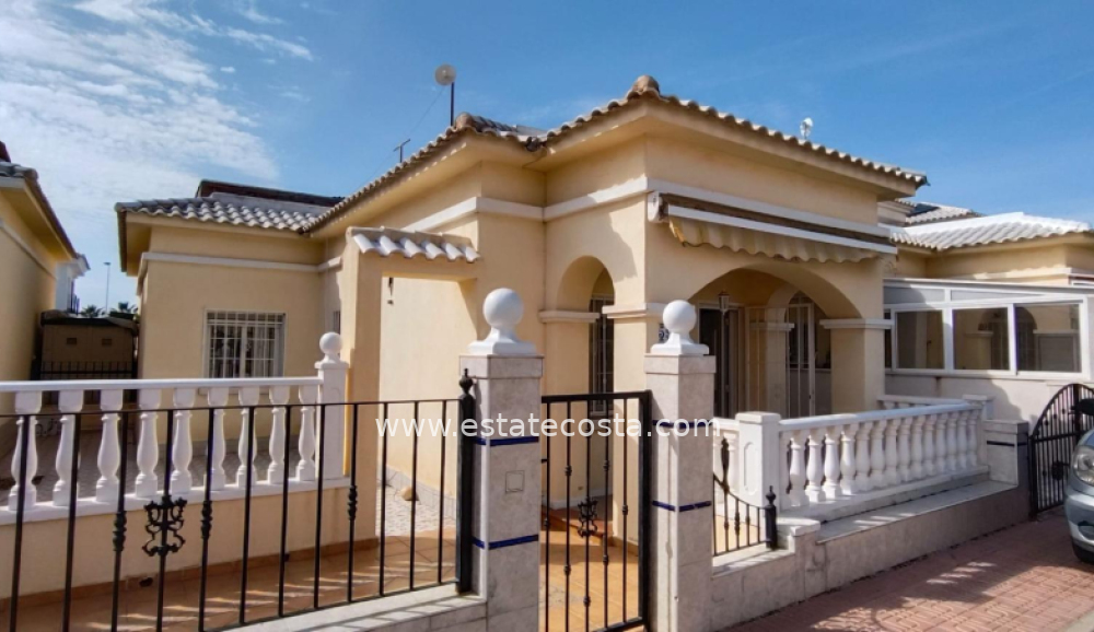 Bungalow-górny 70m2  3km od plaży