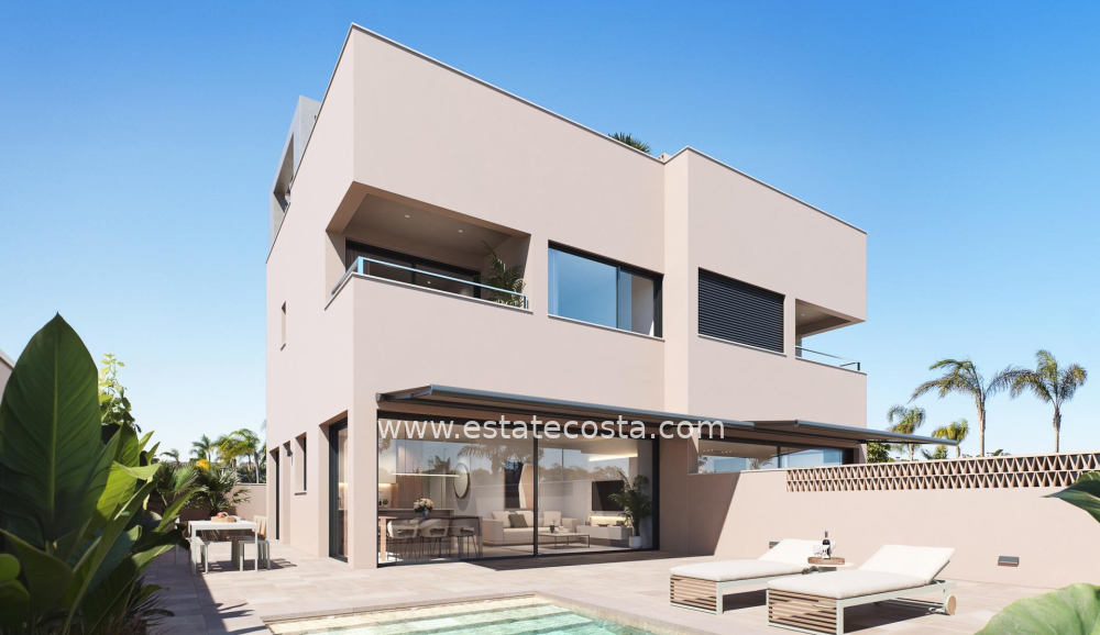 Dom-/-Willa 135m2  100m od plaży