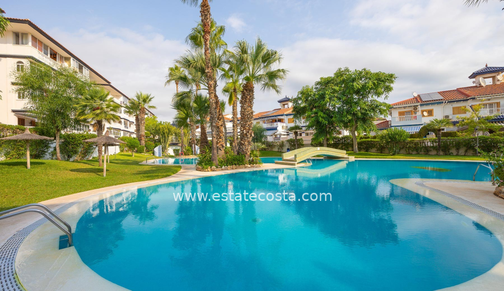 Apartament 60m2 La Mata 500m od plaży