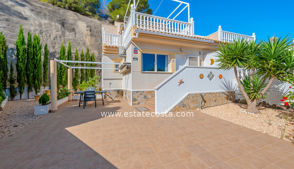 Dom-/-Willa 83m2  5km od plaży