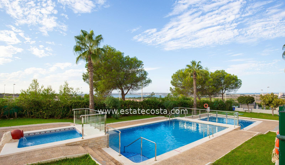 Apartament 59m2 La Mata 800m od plaży