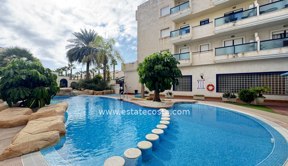 Apartament 65m2  400m od plaży