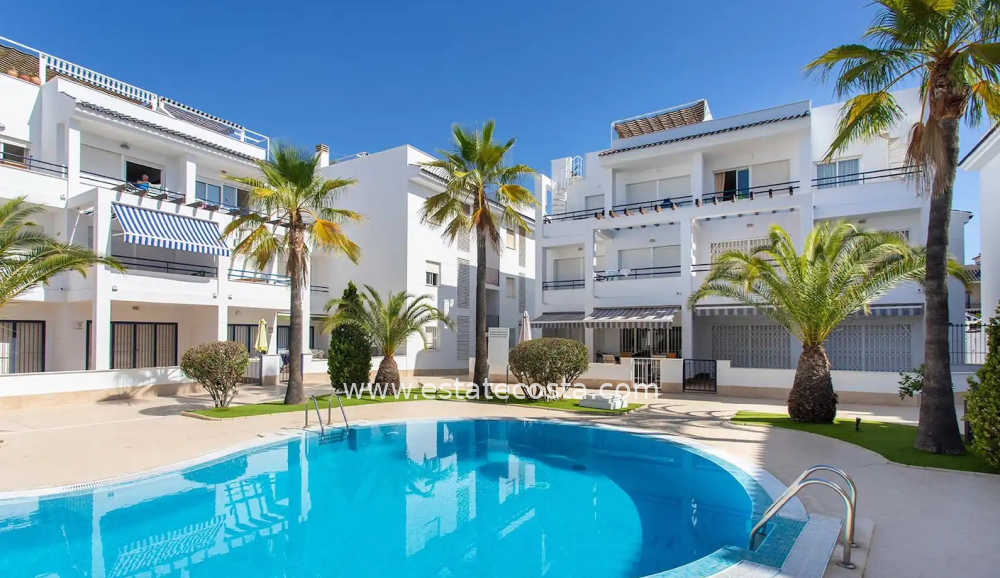 Apartament 66m2  300m od plaży