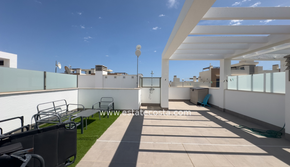 Top floor bungalow