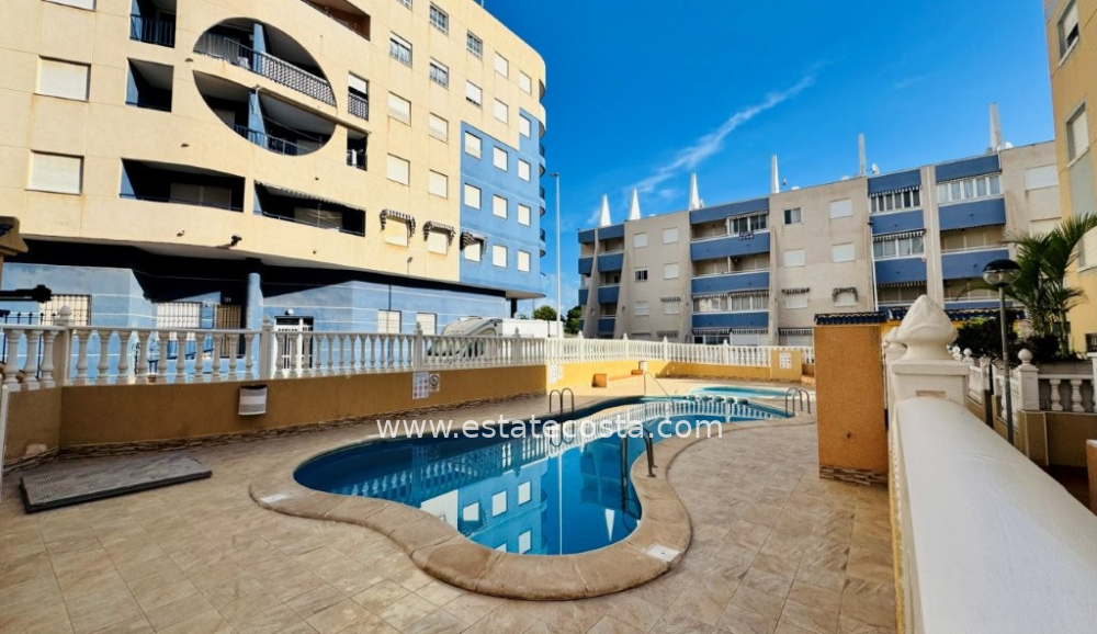 Apartament 58m2 La Mata 200m od plaży