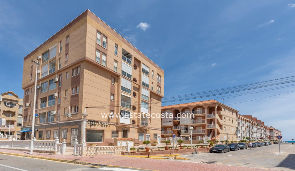 Apartament 50m2 La Mata 200m od plaży
