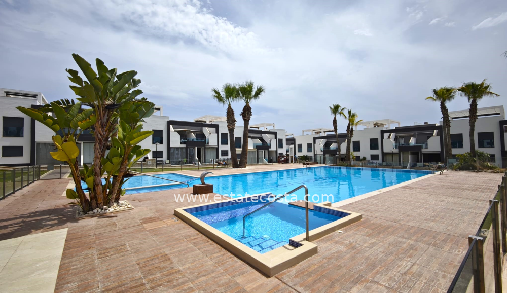 Apartamento 73m2  2km de la playa