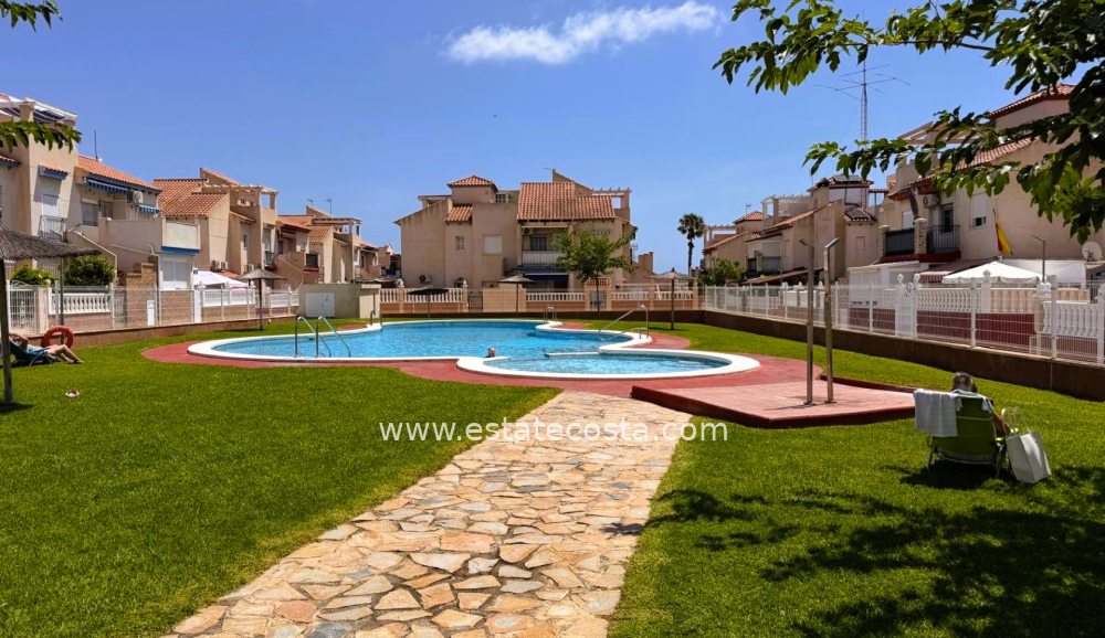 Apartamento 68m2  1km de la playa